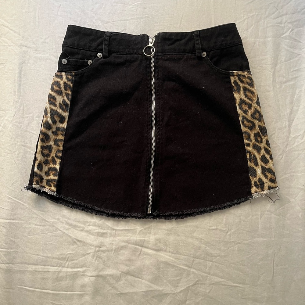 Forever 21 Black and Leopard Mini Skirt